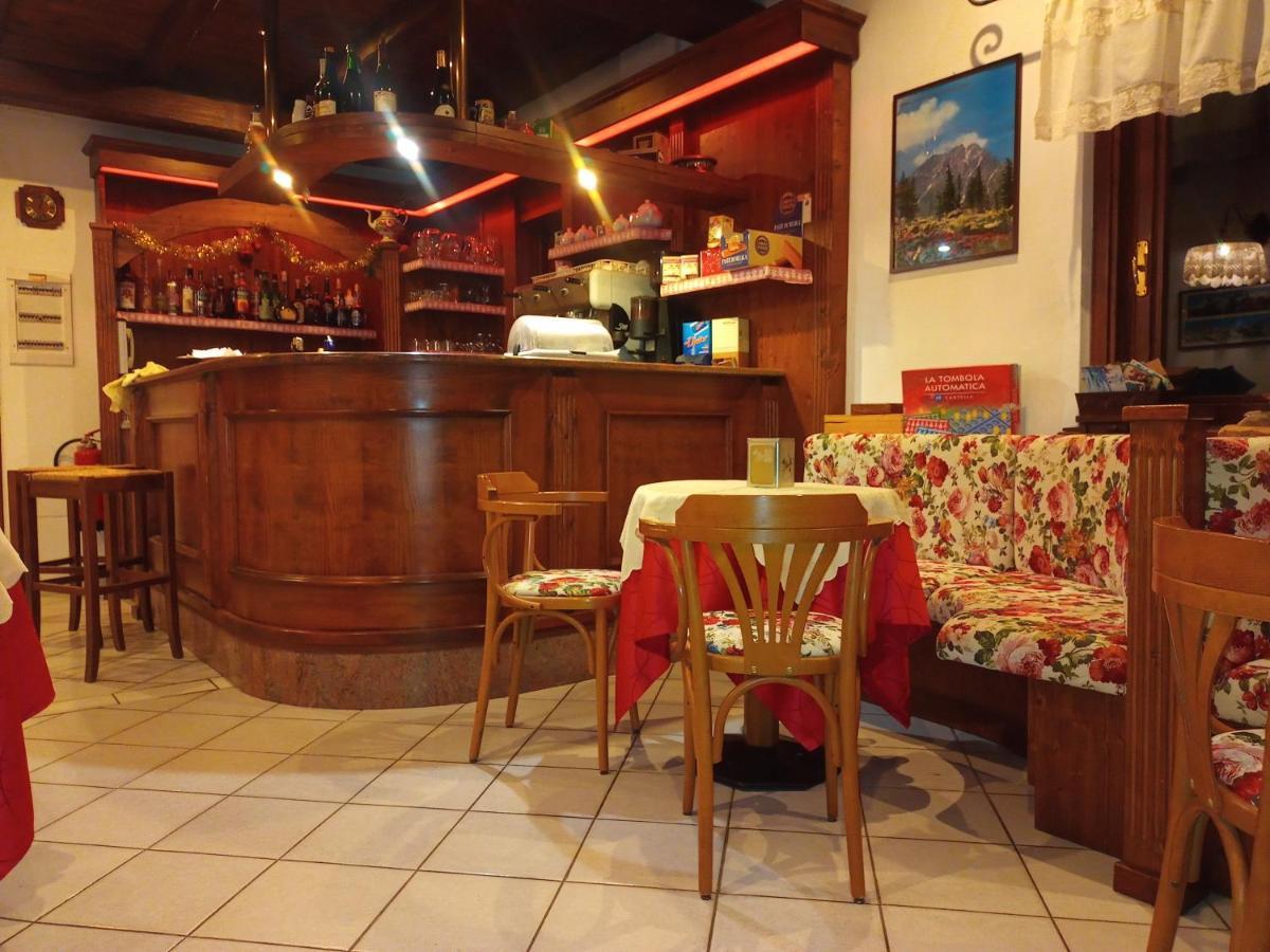 Albergo Martinet Vernante Extérieur photo