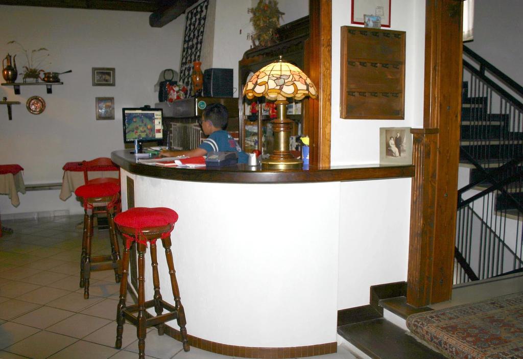 Albergo Martinet Vernante Extérieur photo