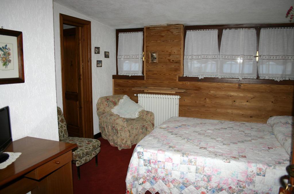 Albergo Martinet Vernante Extérieur photo
