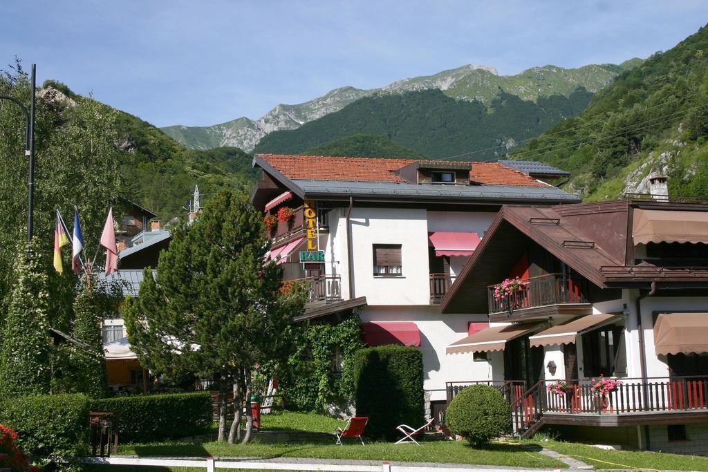 Albergo Martinet Vernante Extérieur photo
