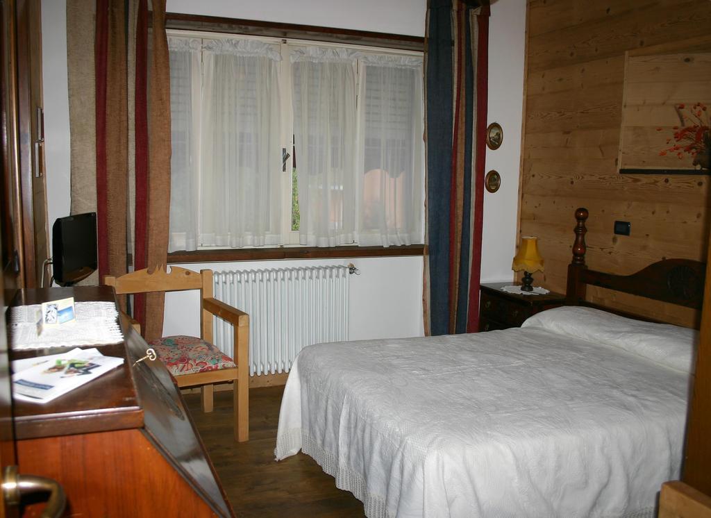 Albergo Martinet Vernante Chambre photo
